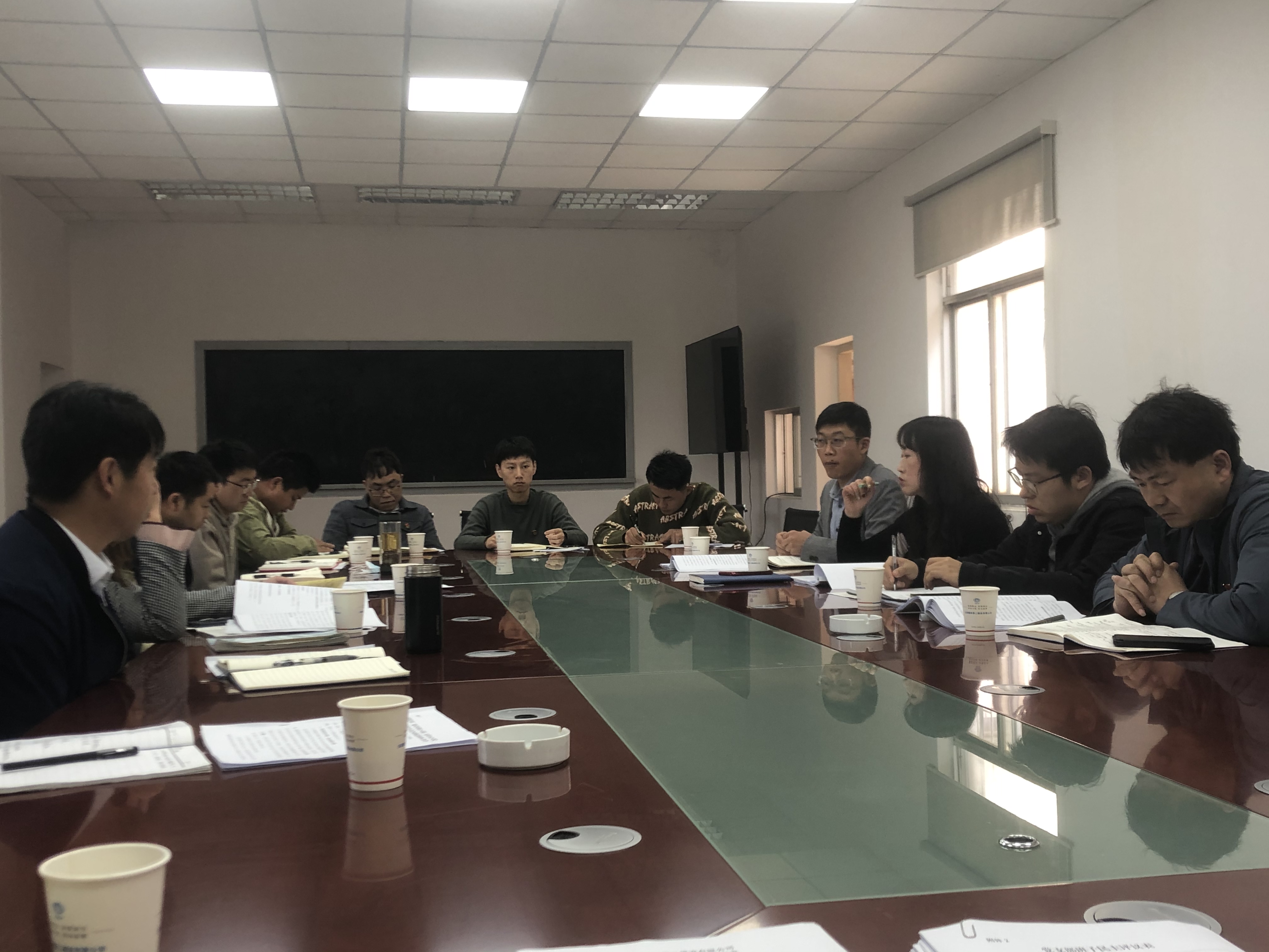 【组织生活会】公司领导督导第二安装分谈球吧官方网站党支部2021年度组织生活会